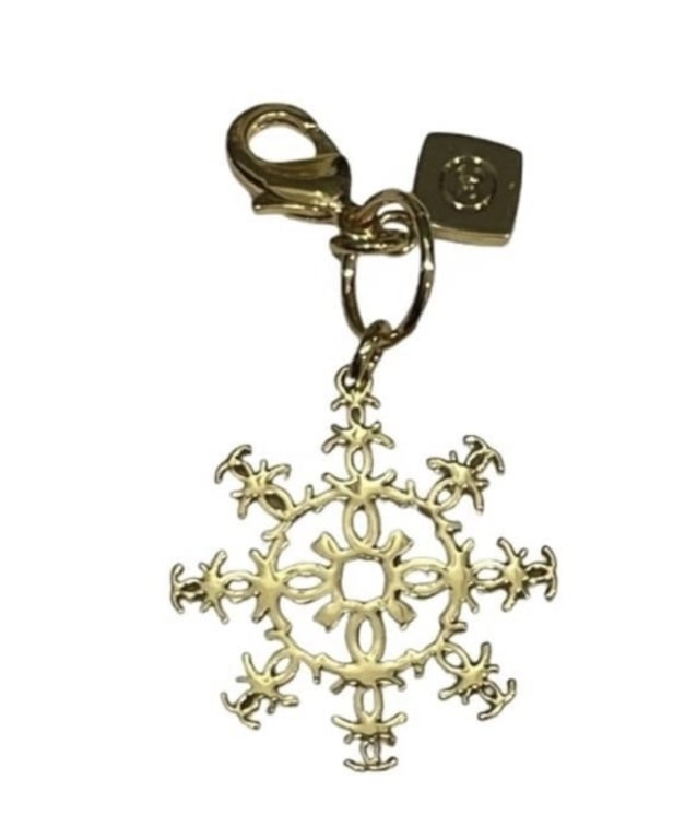 CHANEL GOLD TONE SNOW SNOWFLAKE GIFT CHARM (1 of 8)