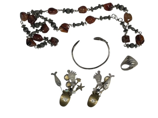 VINTAGE LOT OF SILVER TONE ARTISAN JEWELRY UNIQUE (1 of 11)