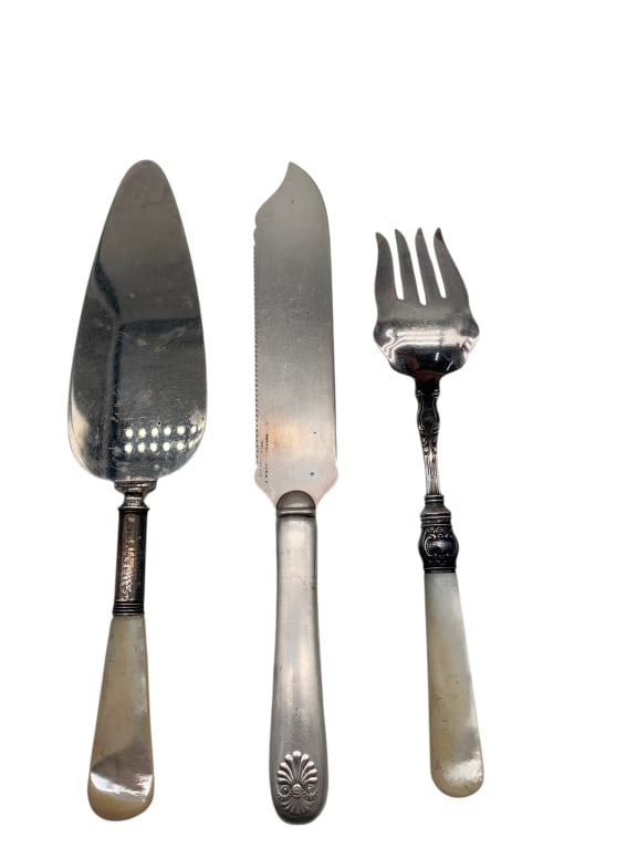 ASSORTED SILVERPLATE SERVING KNIVES FORK - 3 TOTAL (1 of 4)