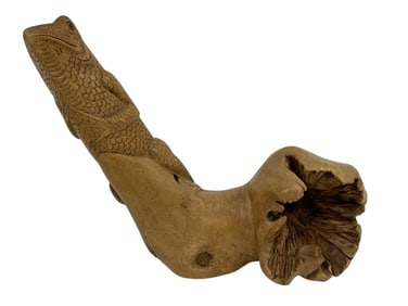 HAND-CARVED BURL WOOD LIZARD SCULPTURE 8"