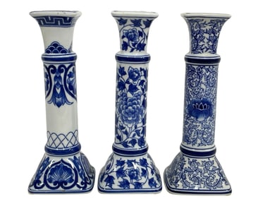 3 BOMBAY BLUE AND WHITE PORCELAIN CANDLESTICKS 10"
