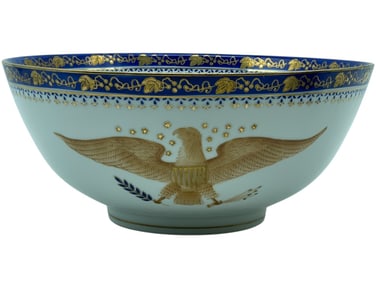CHINESE EXPORT ARMORIAL EAGLE PORCELAIN BOWL 10"