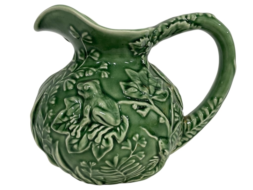 MAJOLICA-STYLE GREEN CERAMIC PITCHER 9" (1 of 7)