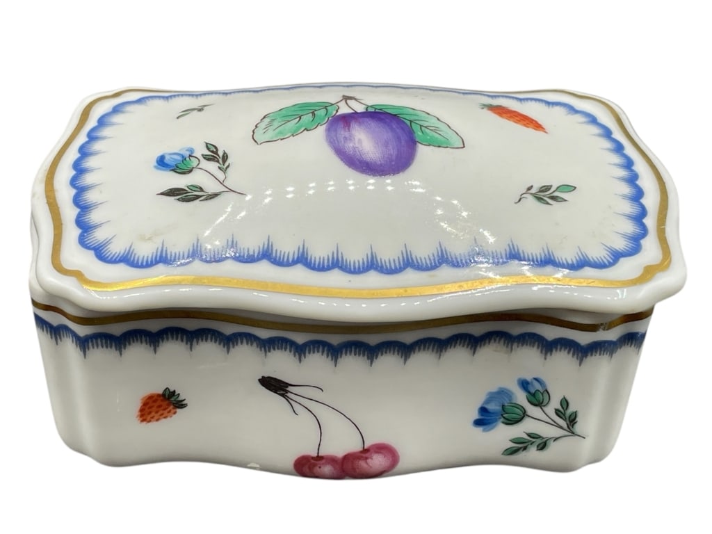 RICHARD GINORI ITALIAN FRUIT PORCELAIN TRINKET BOX (1 of 8)