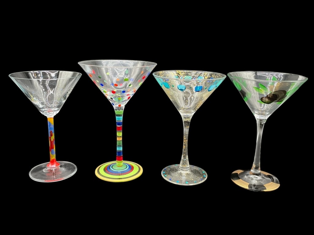 4 HAND-PAINTED & ARTISAN MARTINI GLASSES (1 of 6)