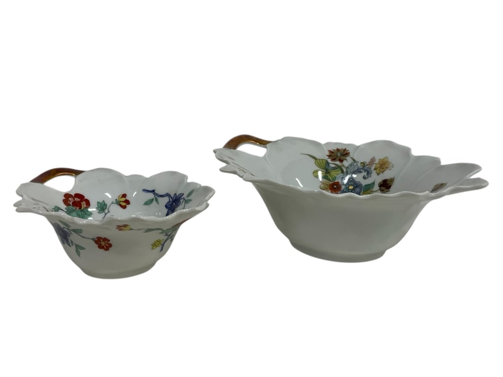 HAVILAND LIMOGES FRANCE PORCELAIN BOWLS 8": PAIR OF HAVILAND LIMOGES FRANCE PORCELAIN BOWLS -Very good pre owned condition -Approx 6" and 8" long -This lovely pair of Haviland Limoges porcelain bowls features delicate hand-painted multicolor fl