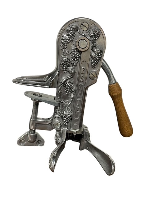 ROGAR ESTATE PEWTER TABLETOP WINE OPENER ELEGANT: ROGAR ESTATE BRANDED TABLE TOP WINE OPENER - elegance refined at the table - table top wine opener by Rogar "Estate" version - vintage condition is very good
