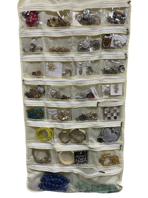 JEWELRY A GO GO BIG DIG BAG OF COSTUME & VINTAGE (1 of 11)