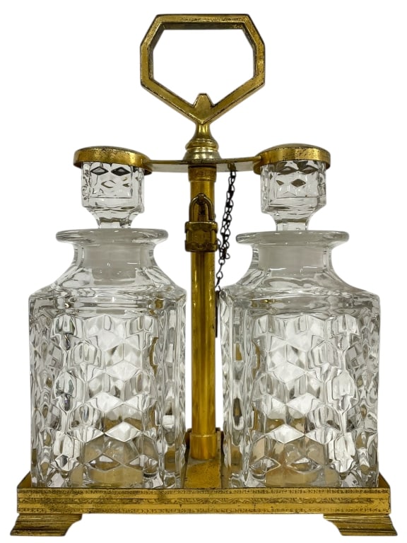 VINTAGE DOUBLE DECANTER TANTALUS SET W LOCK & KEY (1 of 9)