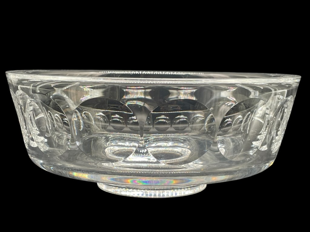 ORREFORS TORUP CRYSTAL BOWL 8": ORREFORS TORUP CRYSTAL BOWL 8" -Very good pre owned condition -Approx 3"h x 8"w -JA 111725 #vintagecrystal #orrefors #orreforscrystal #crystalbowl #glassbowl By bidding on this item, you have read, un