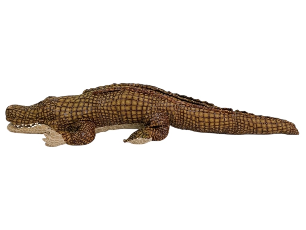 LARGE PLUSH ALLIGATOR HAND PUPPET 39": LARGE PLUSH ALLIGATOR HAND PUPPET 39" -VERY GOOD PRE OWNED CONDITION -APPROX 39"L X 9"W X 7"H -THIS PLUSH TOY IS A FANTASTIC REPRESENTATION OF A REAL ALLIGATOR, WITH DETAILED SCALY TEXTURING ON ITS BA