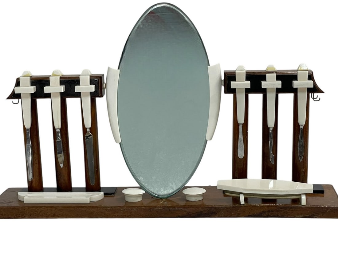 MID-CENTURY MODERN VANITY GROOMING SET (1 of 2)