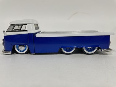 VOLKSWAGEN CUSTOM TRANSPORTER FLATBED MODEL 9"