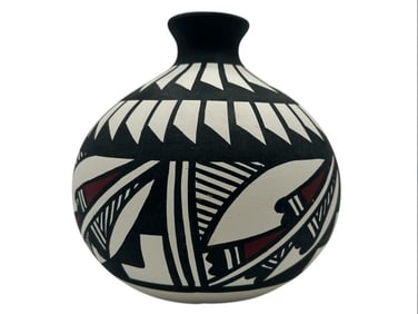 ACOMA NM ART POTTERY VASE SIGNED DONNA Q BLK WHT