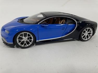 BUGATTI CHIRON DIECAST MODEL CAR – BLUE & BLACK 9"