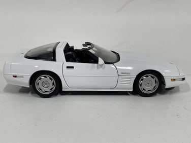 CHEVROLET CORVETTE ZR-1 DIECAST MODEL CAR 10"