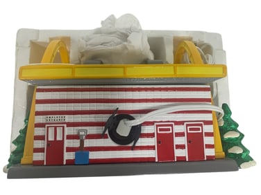 DEPARTMENT 56 “MCDONALD’S RESTAURANT
