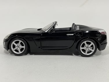 BLACK ROADSTER DIECAST MODEL CONVERTIBLE 7"