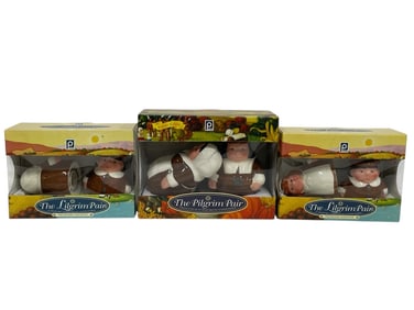 THE PILGRIM PAIR SALT & PEPPER SHAKERS SET 3 NIB