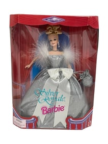 1996 MATTEL SILVER ROYALE BARBIE NIB