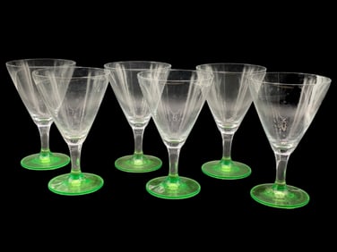 SIX CLEAR AND GREEN STEM COCKTAIL GLASSES 7"