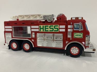 HESS FIRE TRUCK – VINTAGE COLLECTIBLE TOY