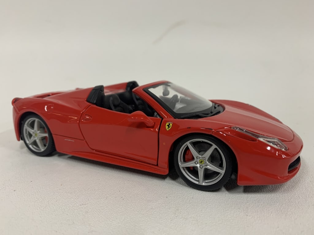 FERRARI 458 SPIDER DIECAST MODEL CAR 8" (1 of 7)