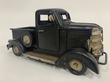 VINTAGE BLACK PICKUP TRUCK MODEL 7"