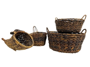 COLLECTION OF 4 WOVEN NATURAL FIBER BASKETS