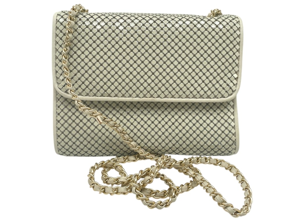 VINTAGE WHITING & DAVIS MESH CROSSBODY PURSE (1 of 7)