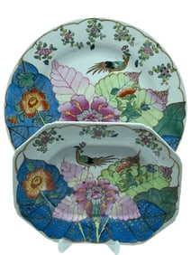 PAIR OF CHINESE EXPORT FAMILLE ROSE DISHES 12"