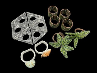 COLLECTION OF 14 DECORATIVE NAPKIN RINGS