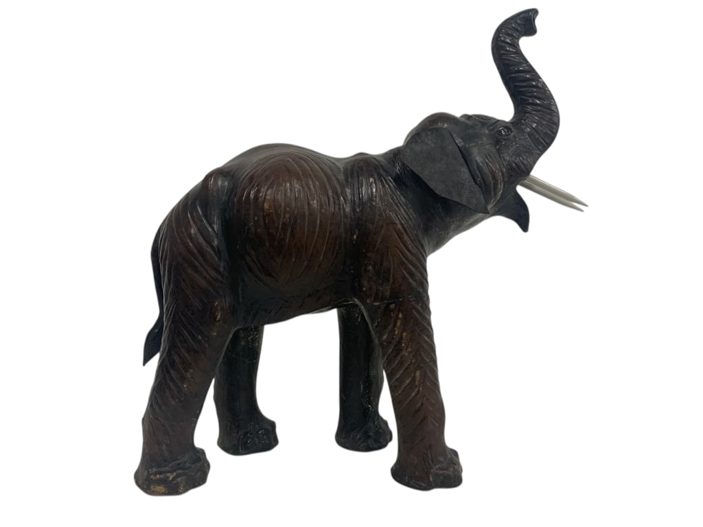 VINTAGE CARVED WOOD ELEPHANT WITH TUSKS STATUE 12" (1 of 4)