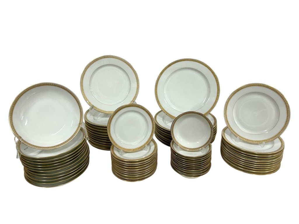 SET OF 68 LIMOGES T&V FINE CHINA PLATES AND SAUCER: SET OF LIMOGES T&V FINE CHINA PLATES AND SAUCERS -VERY GOOD PRE-OWNED CONDITION' -TWELVE (12) SAUCERS, APPROX. 7.5" -TWELVE (12) SMALL SAUCERS, APPROX. 5" -NINE (9) DINNER PLATES, APPROX 9.75" -TWELVE