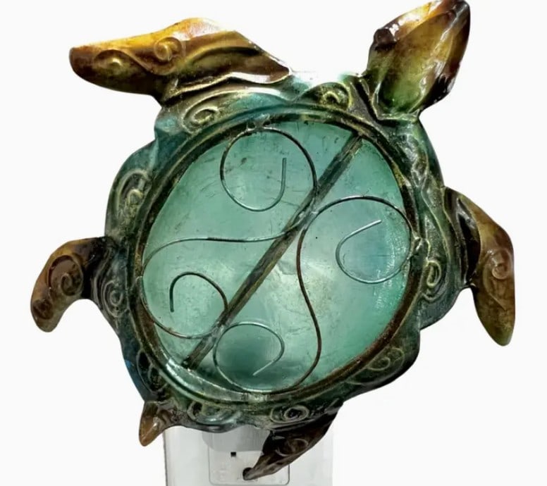 NEW CAPIZ SHELL AND METAL SEA TURTLE NIGHT LIGHT (1 of 3)