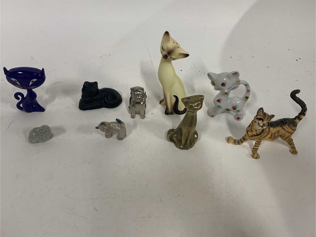 LOT OF 9 MINI CAT DECORATIONS FIGURINES KITTIES (1 of 3)