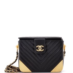 CHANEL ROCK THE CORNER MINAUDIERE  BLACK CALFSKIN