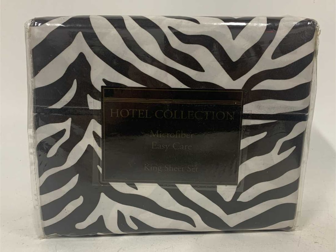 HOTEL COLLECTION ZEBRA KING SHEET SET B&W NEW (1 of 3)