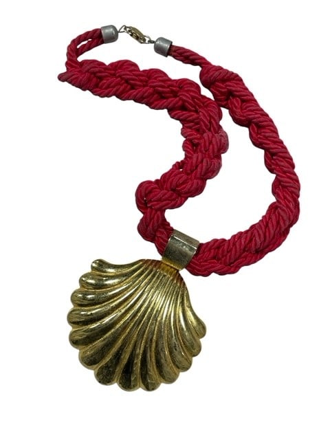 GOLDTONE SHELL PENDANT WITH RED ROPE NECKLACE (1 of 7)