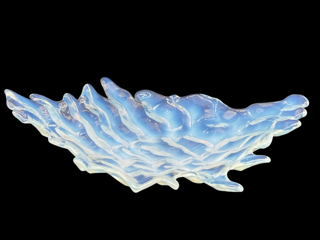 OPALESCENT ART GLASS FREEFORM CENTERPIECE 13": OPALESCENT ART GLASS FREEFORM CENTERPIECE 13" -Very good pre owned condition -Approx 13"l x 9"w -Striking opalescent art glass bowl in a dramatic freeform, flame-like design with flowing ridges and or