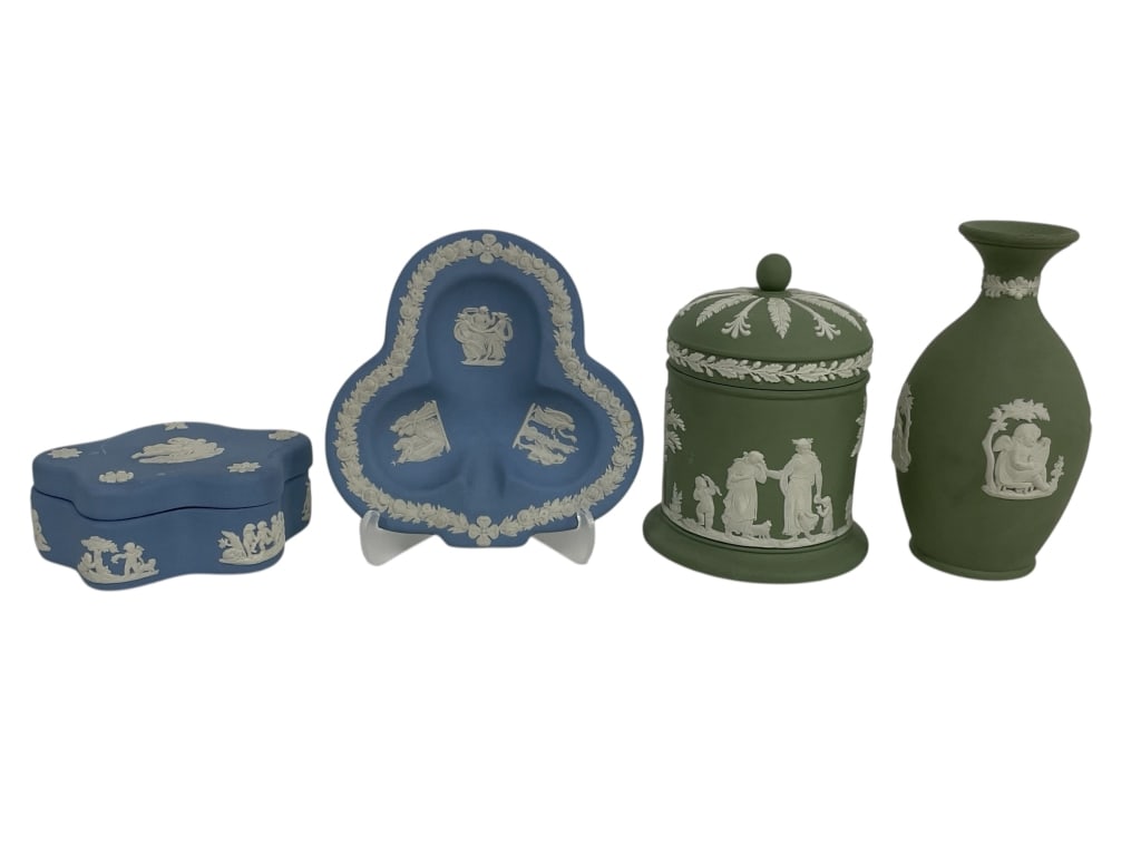 COLLECTION OF 4 WEDGWOOD JASPERWARE PIECES (1 of 7)