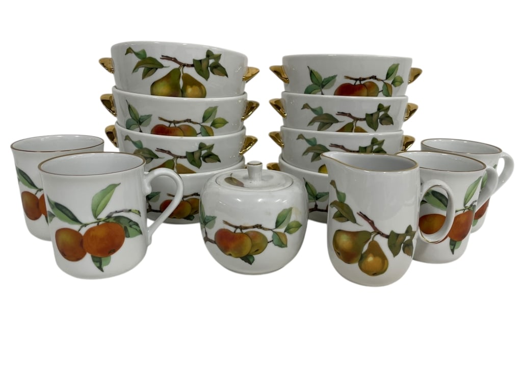 ROYAL WORCESTER EVESHAM PORCELAIN SERVING SET (1 of 2)