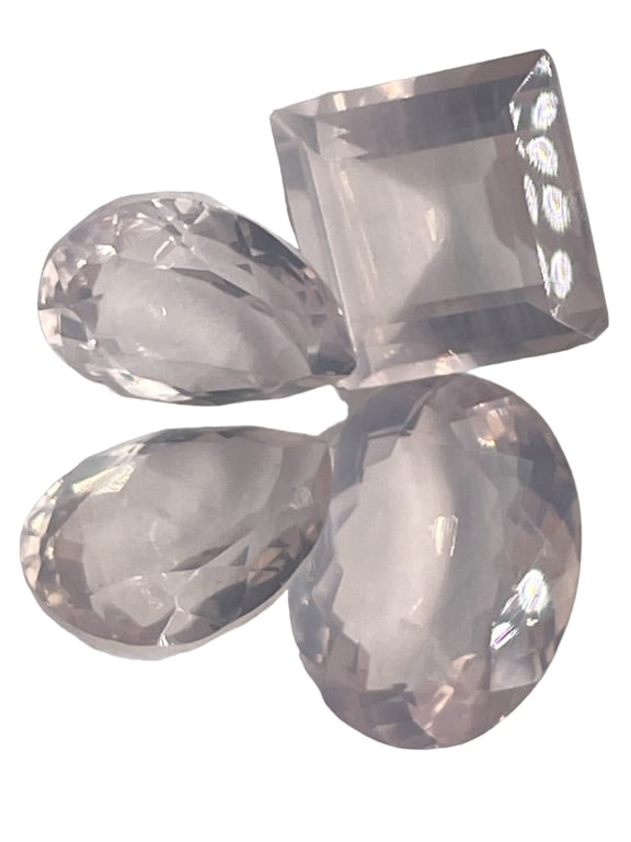 43.5 CT FACETED ROSE QUARTZ LOT SU46: 43.5 CT FACETED ROSE QUARTZ LOT SU46 -MA081324