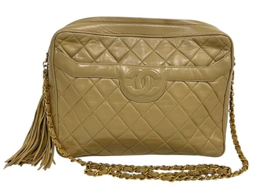 CHANEL CLASSIC QUILTED LEATHER CAMERA BAG