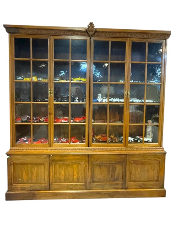 LARGE ANTIQUE STYLE GLASSFRONT DISPLAY CABINET 97" (1 of 14)