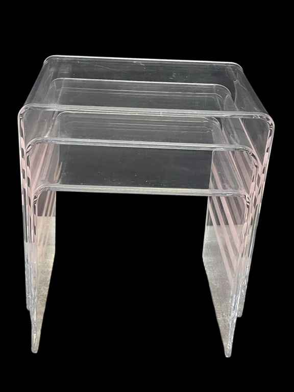 MID MOD STYLE LUCITE NESTING TABLES 20" (1 of 6)