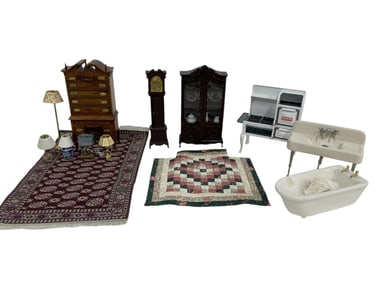 DOLLHOUSE FURNITURE & ACCESSORY LOT