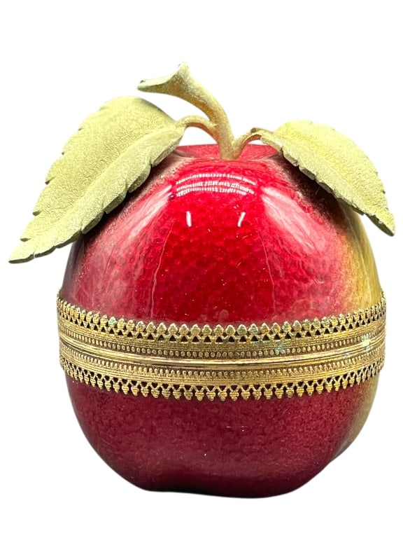 EVANS RED ENAMEL APPLE TABLE LIGHTER 4" (1 of 8)