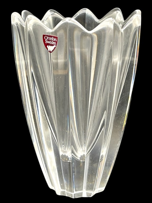 ORREFORS SWEDEN CRYSTAL VASE 6" (1 of 5)