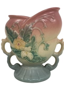 VINTAGE HULL POTTERY WILDFLOWER VASE 6.5"